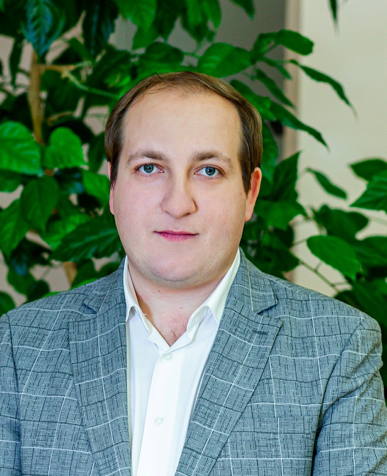 Курганов Владимир Владимирович.